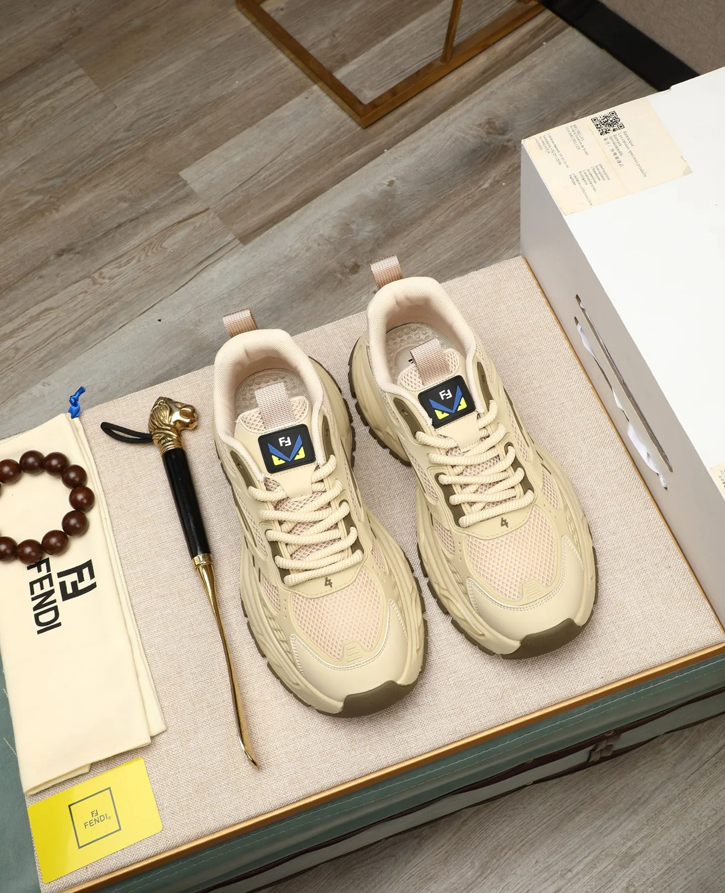 Men's shoes 💰460🕷🕷[FENDI] Fendi fashionable casual men's shoes 🇨🇳Original official website 1:1 model opening, new models are available first 💯Not high-profile but avant-garde, simple About low-key and fashionable, super versatile style 🌿 Made of original cowhide ➕ Pigskin lining 🎋 The version is comfortable on the feet, so rigorous for any small place, and the workmanship is first-class 🍍38-44 Large quantities in stock